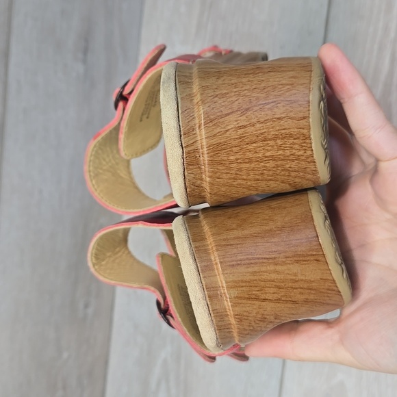 Sanita By Dansko Red Leather Women's Mules Mary Jane Shoes Sz 40/8.5-9 - Picture 6 of 12